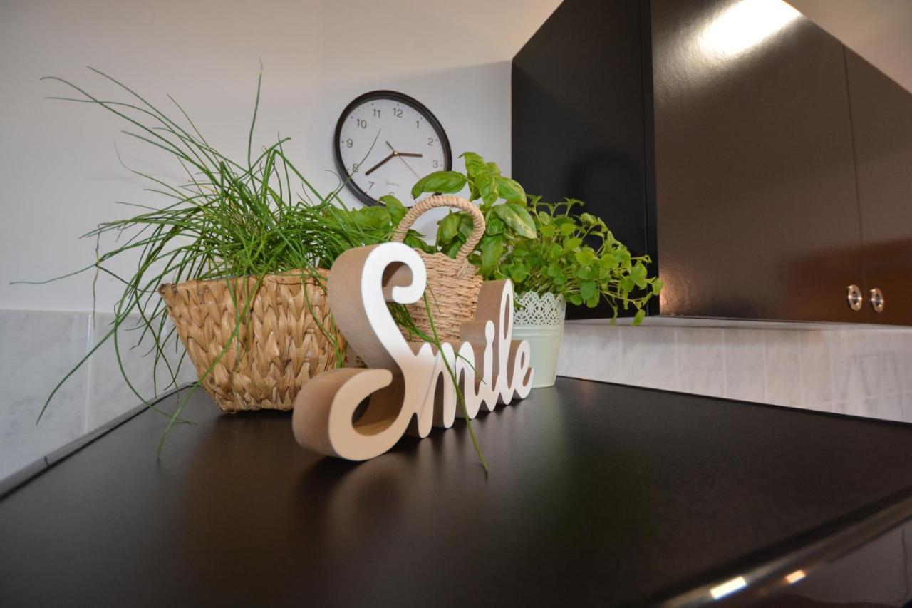 Near The Beach, With Terraces And Seaview At House B. Apartman