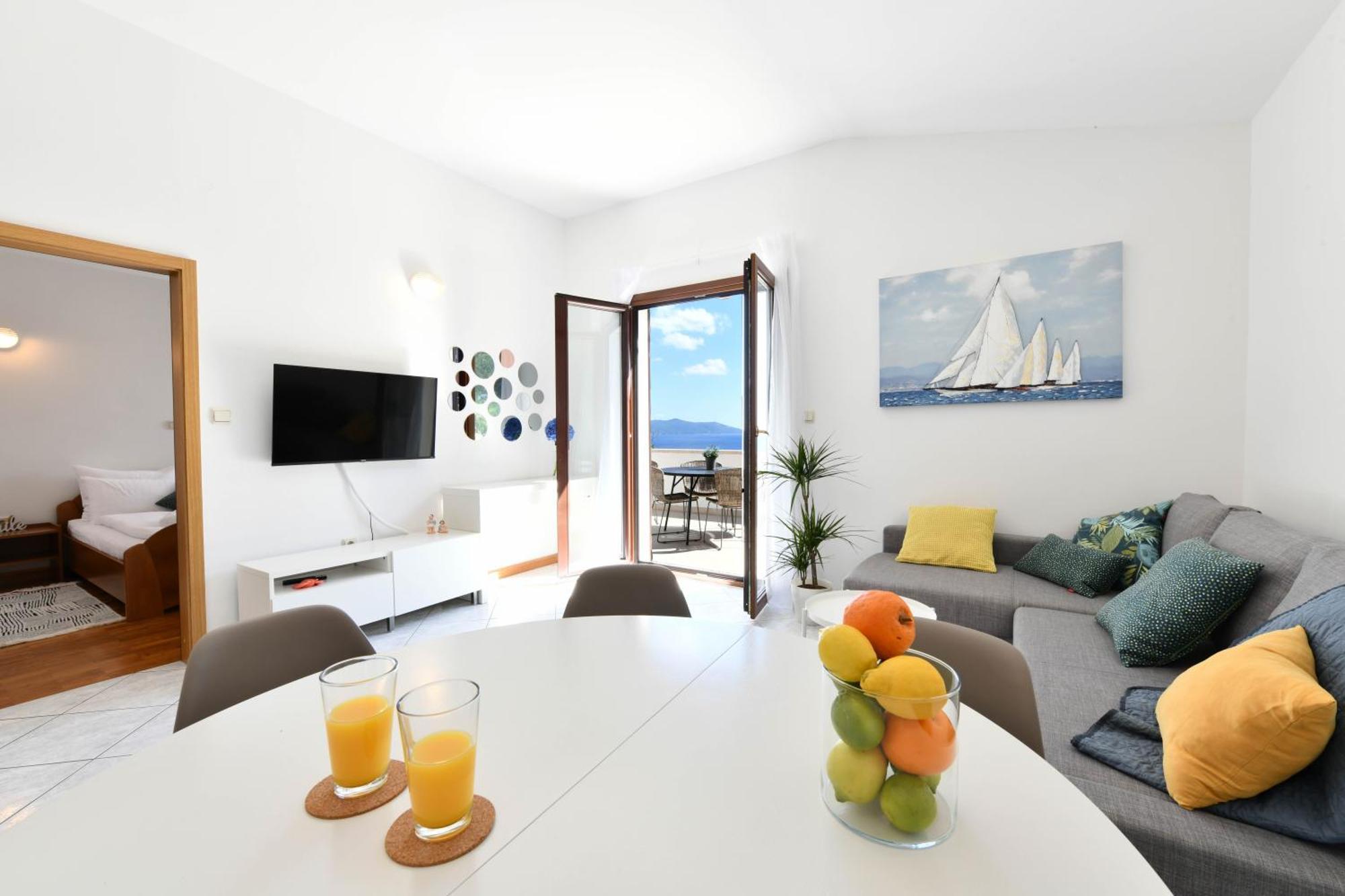 Apartman Near The Beach, With Terraces And Seaview At House B. Mošćenička Draga