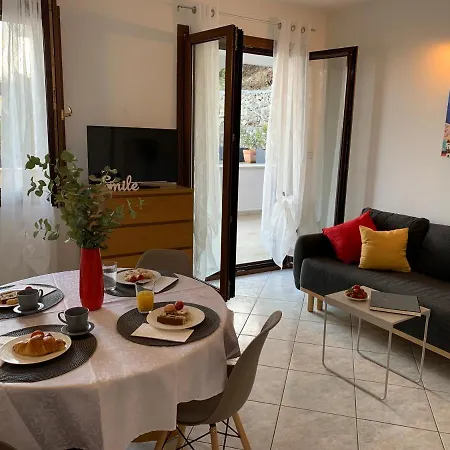 Apartments Near The Beach, With Terraces And Seaview At House B. Mošćenička Draga Exterior foto