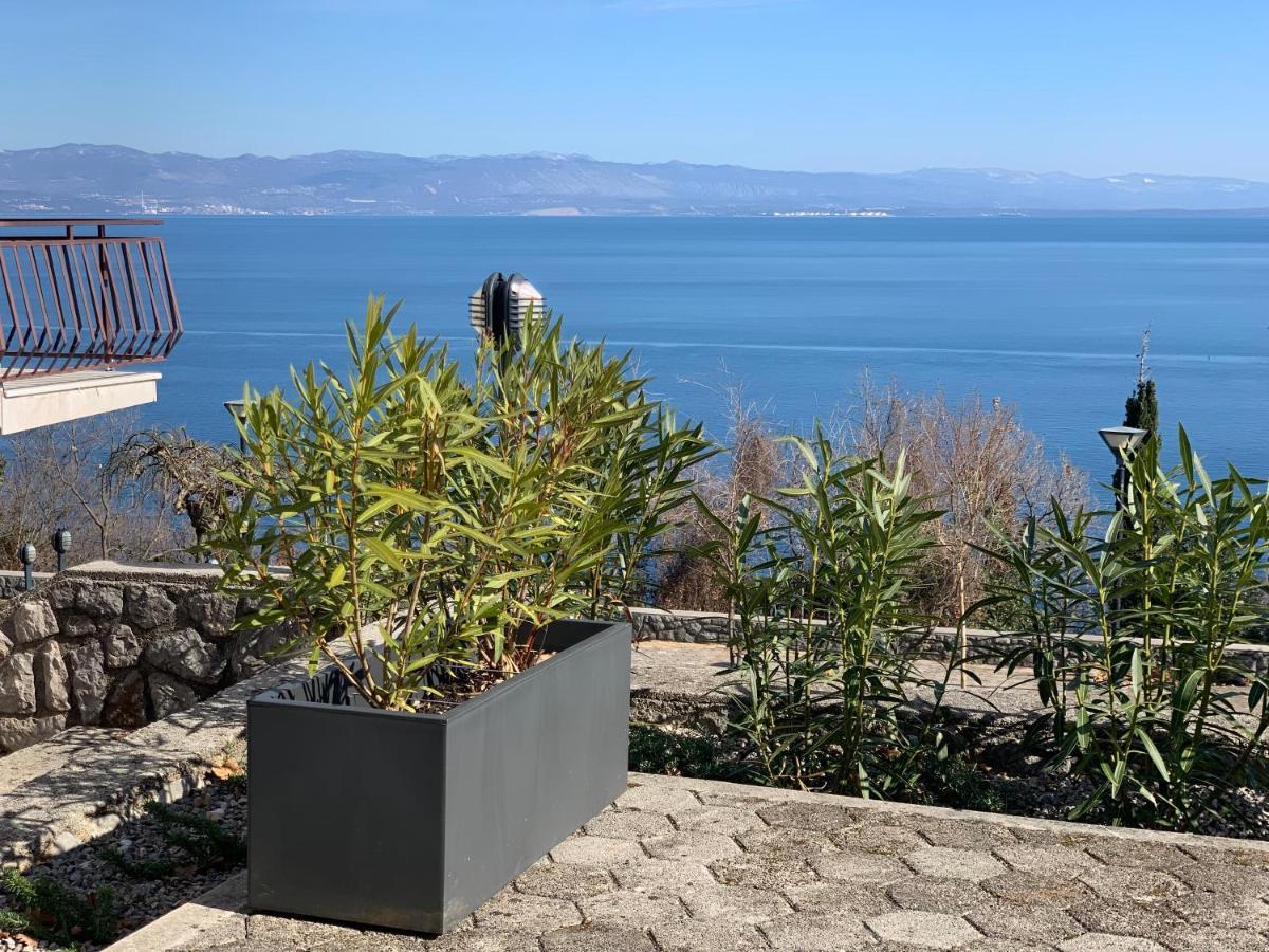 Near The Beach, With Terraces And Seaview At House B. Apartment *