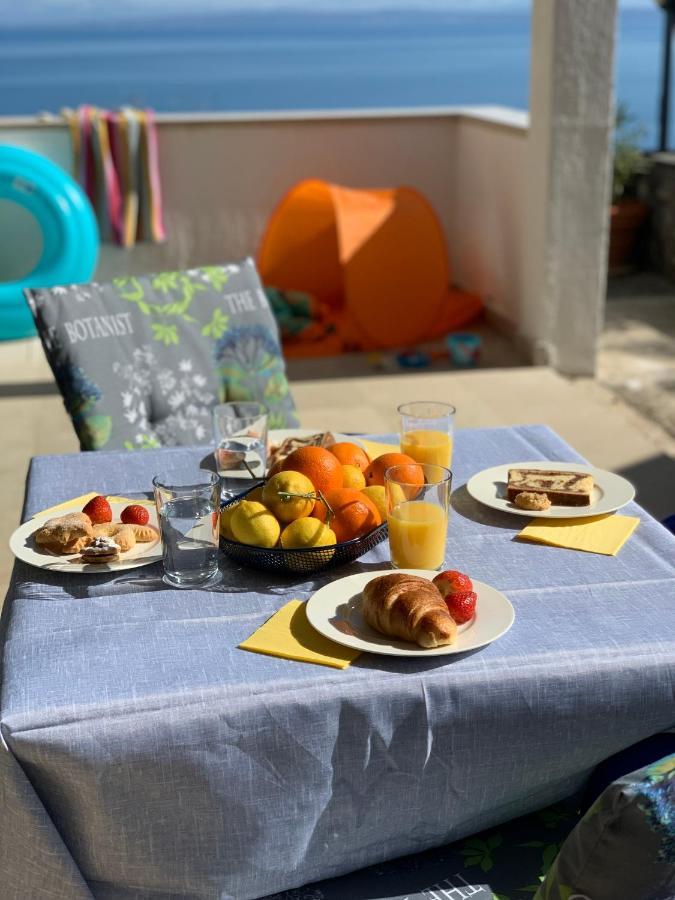 Apartment Near The Beach, With Terraces And Seaview At House B. Mošćenička Draga