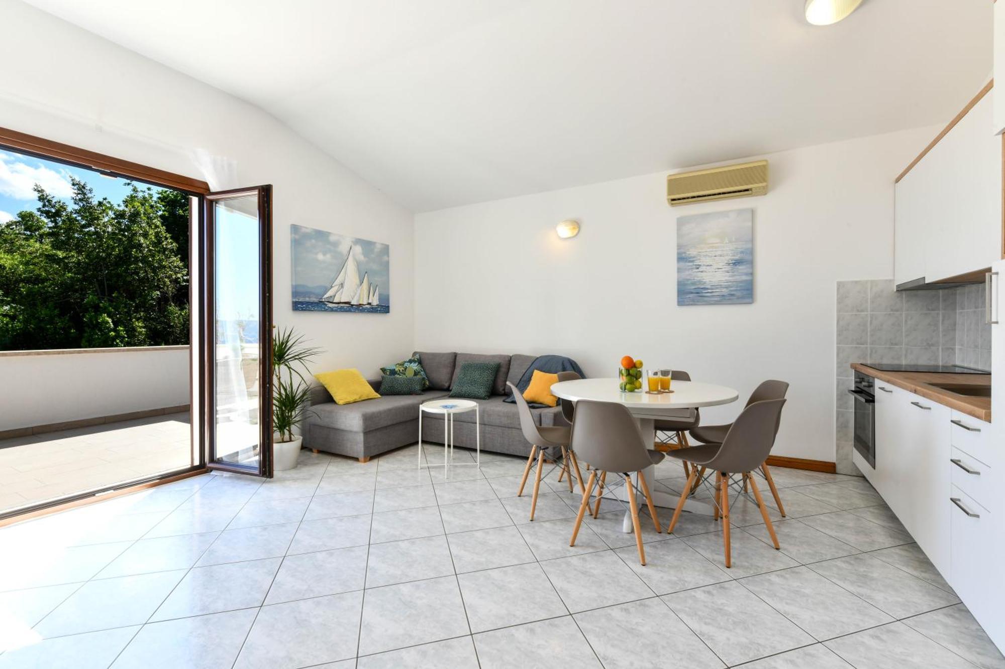 Apartment Near The Beach, With Terraces And Seaview At House B.