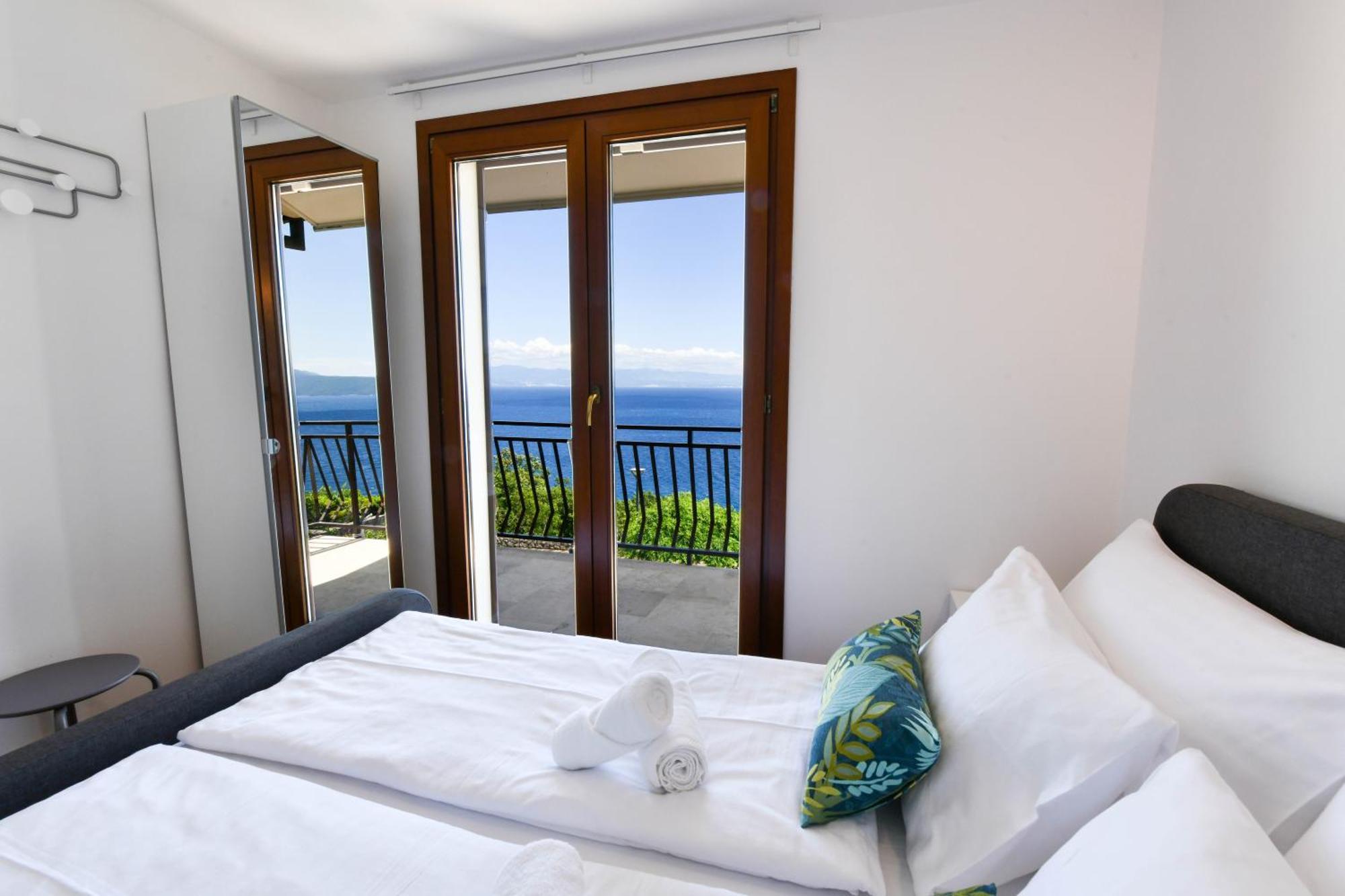 Near The Beach, With Terraces And Seaview At House B. Apartment *